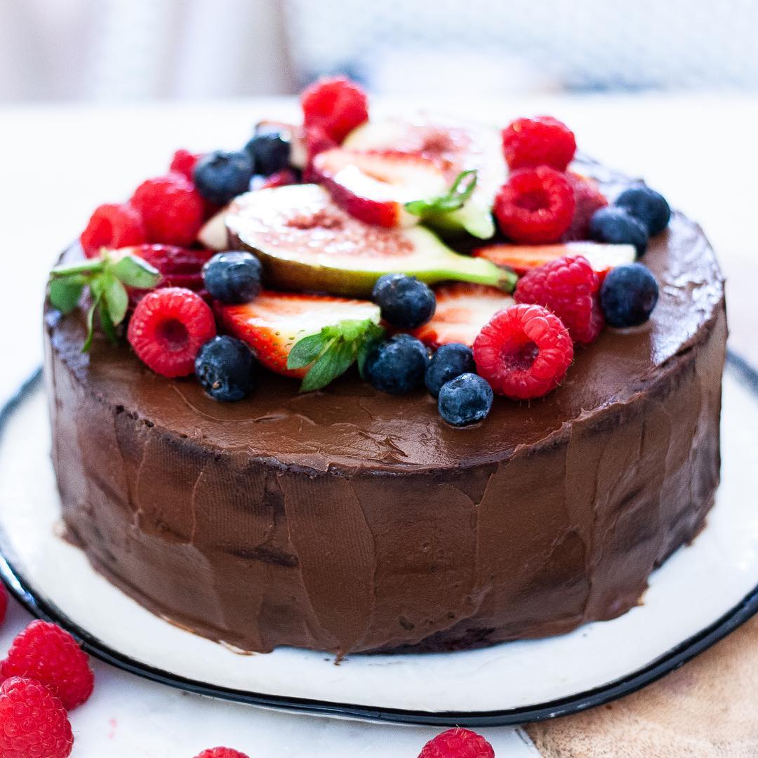 Whole Vegan Pantry Raw chocolate cake with ganache and raspberries full ...